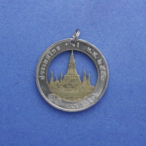 10 Baht <br> <br> Wat Arun (Tempel der Morgenröte) in Bangkok <br> <br> Bimetall <br> <br> ø 26 mm <br> <br> Standardausführung 65 €