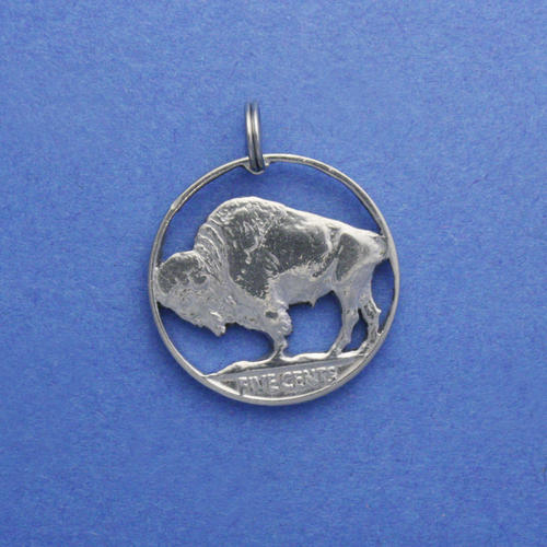 USA 5 Cents <br> <br> Amerikanischer Bison Black Diamond aus dem Central Park Zoo in New York auf einem Hügel mit Wertangabe <br> <br> Silberfarben <br> <br> ø 21.2 mm <br> <br> Standardausführung 50 €