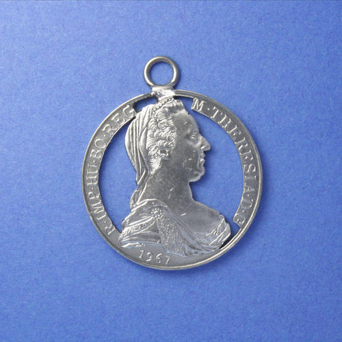 Österreich 25 Schilling <br> <br> Maria Theresia Österreich <br> <br> Silber <br> <br> ø 30 mm <br> <br> Standardausführung 95 €